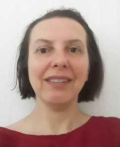 Claudine professeur particulier Grec Groupe Réussite