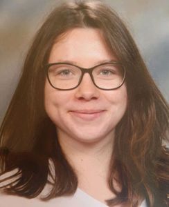 Monika professeur particulier Maths Groupe Réussite