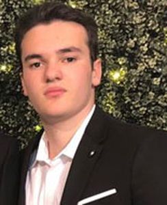 Sacha professeur particulier Maths Groupe Réussite
