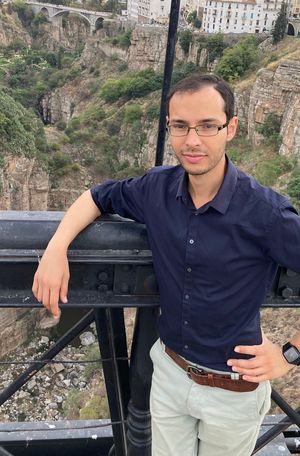 Fahd prof de cours-particuliers de latin à Paris