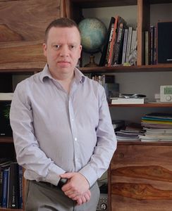Laurent professeur particulier Physique-chimie Groupe Réussite