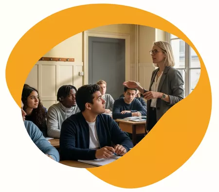 Professeure qui accompagne son élève durant un stages de français