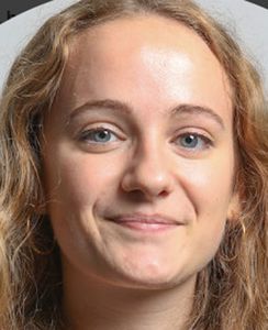 Laure professeur particulier Géopolitique Groupe Réussite