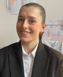 Zoé professeur particulier Droit Groupe Réussite
