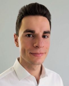 Adrien professeur particulier Physique Groupe Réussite