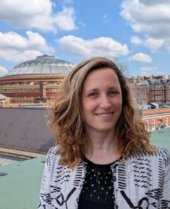 Elsa professeur particulier Anglais Groupe Réussite
