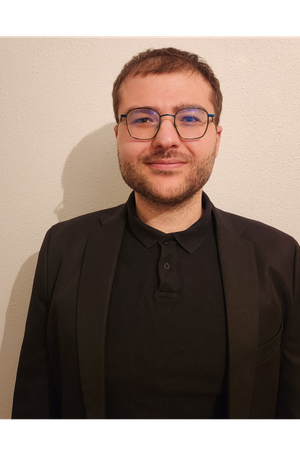 Loris prof de cours-particuliers à Hérouville-Saint-Clair