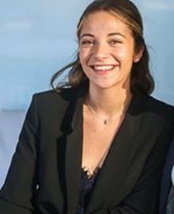 Claire professeur particulier Français Groupe Réussite