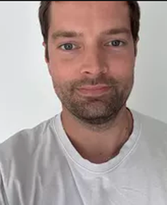Julien professeur particulier Maths Groupe Réussite